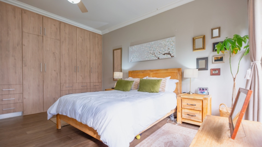 To Let 4 Bedroom Property for Rent in Denver Park Western Cape